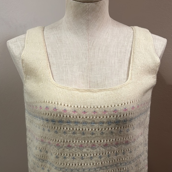 Saks Fifth Avenue Wool Sweater size M- vintage - Picture 2 of 8